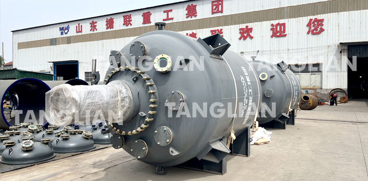 搪瓷反應(yīng)釜開車前的準(zhǔn)備工作(圖1) 文章24.jpg